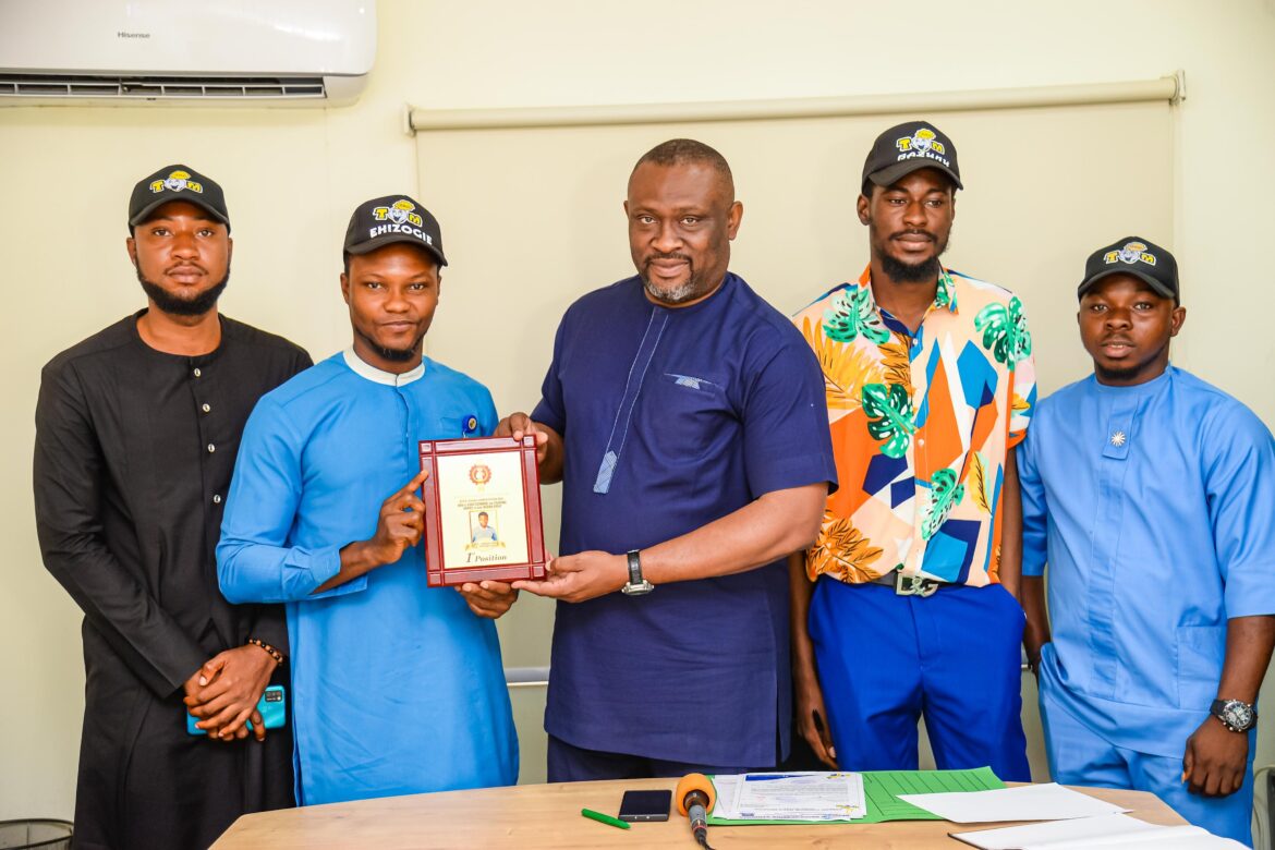 Obaseki hails Edo indigene, Ehizogie Iyeomoan for winning nat’l EFCC essay competition